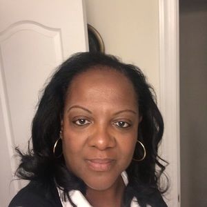 Meet your Posher, Alicia